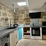 La Townhouse With Private Parking Ferienhaus Pézenas