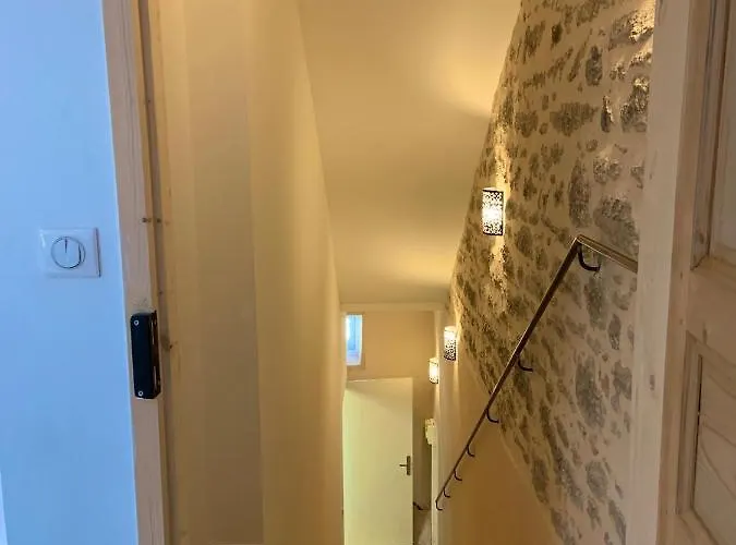 Casa de Férias La Townhouse With Private Parking *